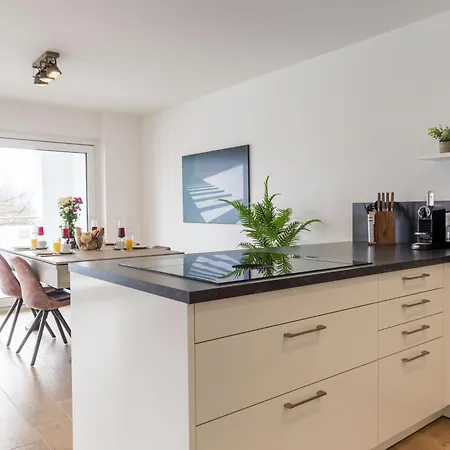 Living Timeless- Happy Living Bodensee - *